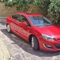 اپل آسترا ۲۰۱۴  سدان آلمانی