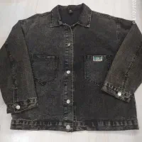 تعدادی لباس نونو|لباس|آستارا, |دیوار