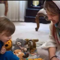 پرستار کودک دارای اوتیسم