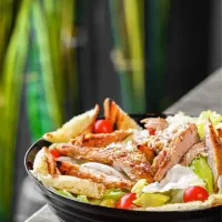 سالندار خانم ۲ نفر استخدام فوری