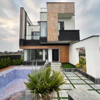 ویلای مدرن / شهرکی / آسانسور/ پایانکار و سند