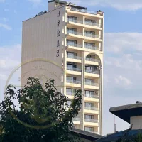 ۱۵۰متر با نصبی جات کامل برج نوساز با مشاعات