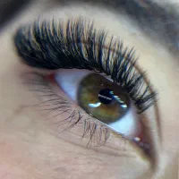 خدمات و آموزش اکستنشن مژه و کاشت هیدن و لیفت