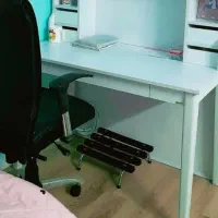 زیرپایی برای صندلی|صندلی و نیمکت|نهاوند, |دیوار