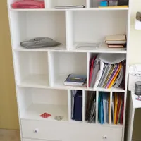 کتابخانه سفید بدون خطو خش