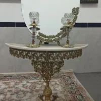 آیینه و شمعدان دکوراتیو