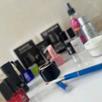 آموزش کاشت ناخن