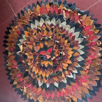 لوازم خانه (فرش ،ساعت پادری جادستمالی و سطل زباله)|فرش|رشت, بلوار گیلان|دیوار