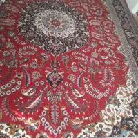 فرش کاملا سالم و تضمینی  و پرتراکم