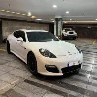 پورشه پانامرا مدل ۲۰۱۲ هشت سیلندر