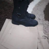 نیم بوت ودوعدد شلوار