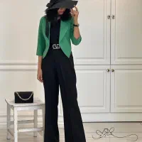 آباژور ، لباس، اسکیت