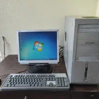 کامپیوتر ۳۰۰۰ رم ۲ ddr2 هارد ۱۶۰ گرافیک ۲۵۶