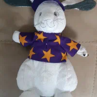 چندعددعروسک ودایناسور|اسباب‌‌بازی|بابل, |دیوار