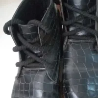 کفش|کیف، کفش، کمربند|تربت جام, مسکن مهر|دیوار