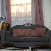 مبل در حد متوسط