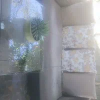 مبلمان هفت نفره به همراه جلو مبلی و عسلی