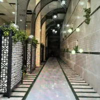 260 متری، دارای 100متر تراس مجلل، آلاچیق و روف