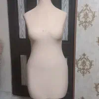 مانکن سوزن خور و اتو خور با پایه چوبی