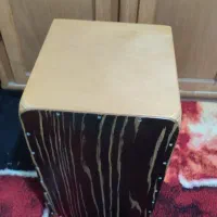 ساز کاخن پادوک|درام و پرکاشن|صحنه, |دیوار