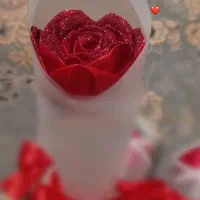 گل رز روبانی