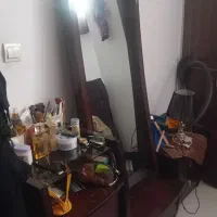 تخت ومیزارایش وباتشک|تخت و سرویس خواب|شاهین‌شهر, مسکن مهر|دیوار