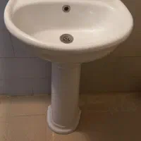 روشویی به همراه آینه|لوازم سرویس بهداشتی|اراک, |دیوار