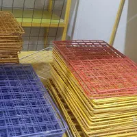 قفسه های توری مشبک ایستگاه عباس آباد|کتابخانه، شلف، قفسههای دیواری|همدان, |دیوار