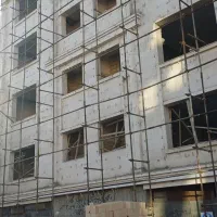 کارگر سنگکاریی نما