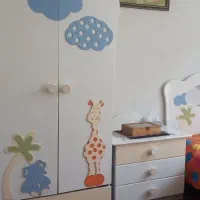 تخت و کمد استاندارد