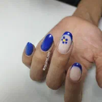 خدمات ناخن (استحکام سازی کاشت ژل ژلپولیش وغیره)