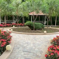 باغ ۵۰۰متری قدیمی فروش ویژه منشیان