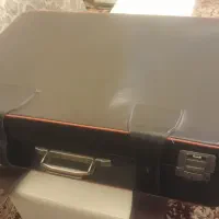 چمدان قدیمی