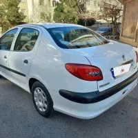 پژو 206 sd موتورتیوفایوV1 مدل۸۶ استثنایی کمکاردرحد