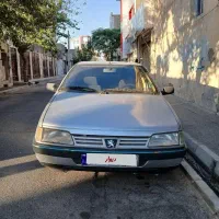 پژو ۴۰۵ نقره‌ای