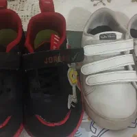 دو عدد کفش کودک