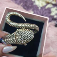 ساعت دستبند ماری مارک GUCCI بسیار زیبااصل نگین دار|ساعت|کرج, شهرک بنفشه|دیوار