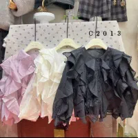 به یک فروشنده  خانم زیر۳۰سال