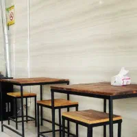 میز و صندلی چوب روس و یک سینک صنعتی دوکاسه