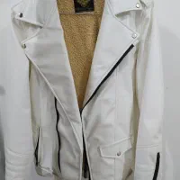 کت چرم سفید