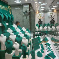 ساخت ویترین طلا فروشی