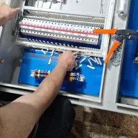 کارگرجوشکار ورنگکار استاتیک