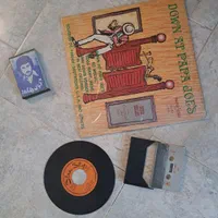 خرید و فروش صفحه گرام و مجله و کاست و نوار ریل