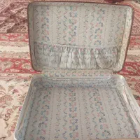 چمدان قدیمی و کف تخت خواب نو نو|کلکسیون اشیاء عتیقه|تبریز, |دیوار