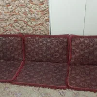 پشتی