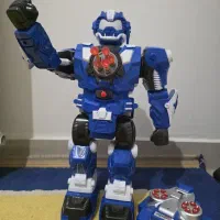 ربات آدم آهنی تیرانداز