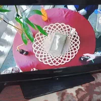 تلویزیون سامسونگ ال‌سی‌دی ۳۷ اینچ در حد نو|تلویزیون و پروژکتور|رباط‌کریم, شترخوار|دیوار