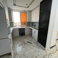 آپارتمان ۱۳۵ متر با لوکیشن عالی/کلید نخورده/فول