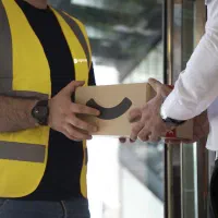 استخدام راننده با خودرو در دیجی کالا