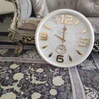 ساعت دیواری